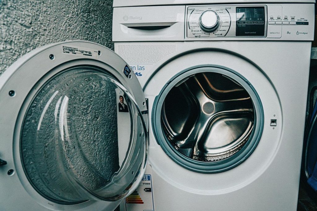 Stappen voor voorbereiding op aanschaf van een wasmachine met aandacht voor ruimte, budget en energieverbruik