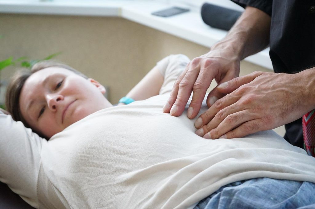 Ontspannende massagebehandeling bij Massage Hoorn voor gezondheid en welzijn in Hoorn